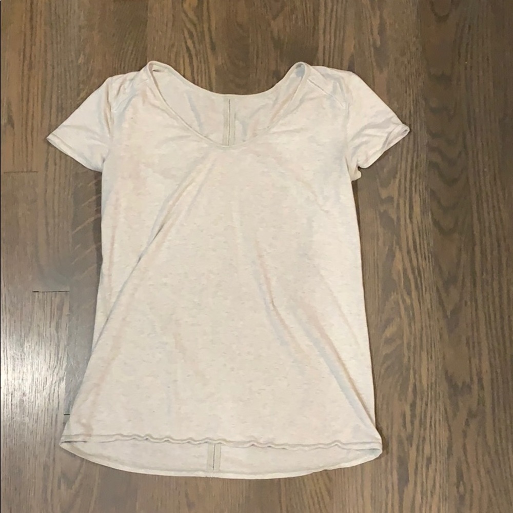 Short sleeve lululemon shirt